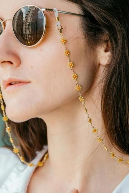 White Daisy Floral Reading Glasses Chain