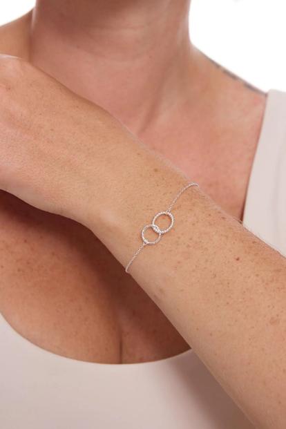 Metallic Sterling Silver Dual Circle Dainty Bracelet