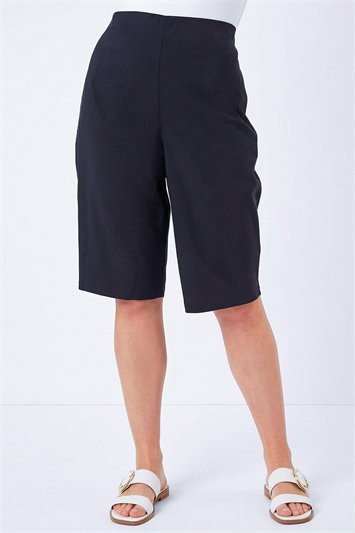 Curve Knee Length Elastic Waist  Shorts 18035808