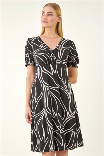 Black Leaf Print Gathered Midi Dress