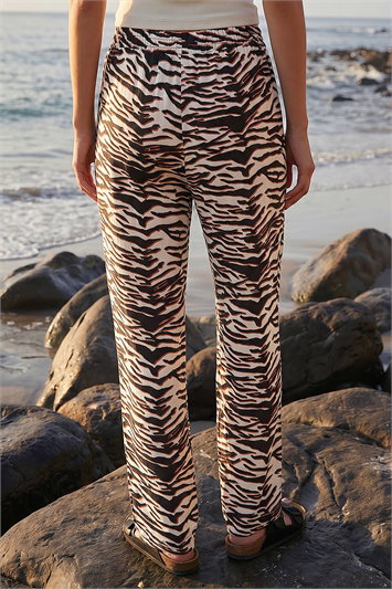 Petite Zebra Print Trouser 18114208