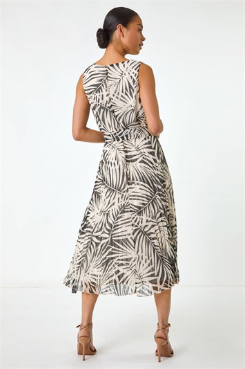 Petite Leaf Print Pleated Midi Dress 14588608