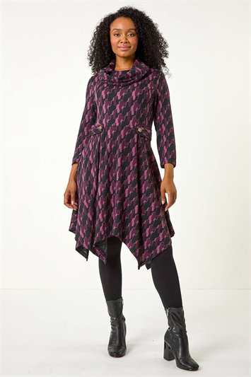 Petite Abstract Print Hanky Hem Stretch Dress 14610576