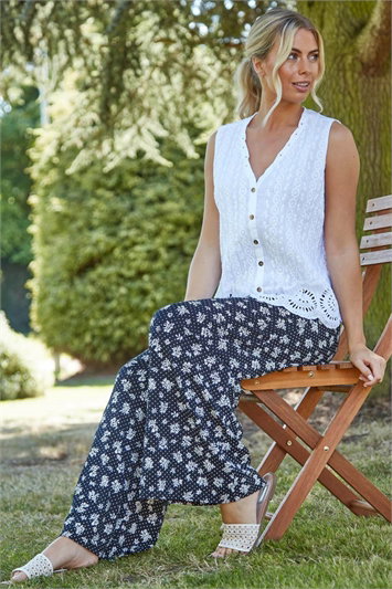 Eyelet Detail Embroidered Crinkle Blouse 10007894