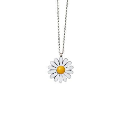 Metallic Sterling Silver Daisy Pendant Necklace