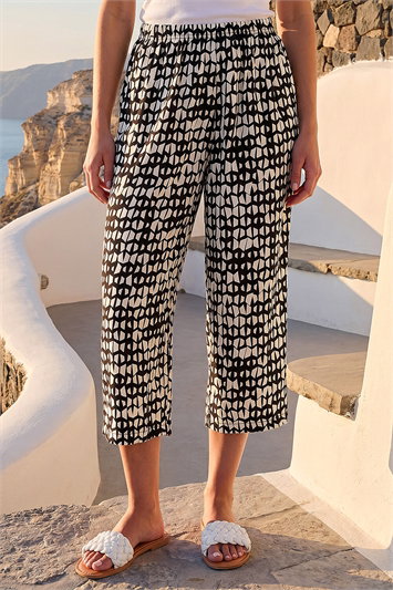 Black Classic Geo Print Crop Trouser