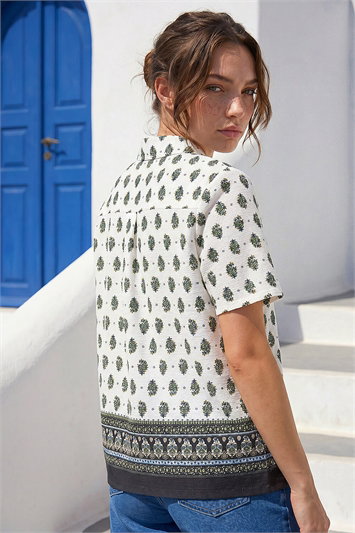 Petite Border Print Button Up Blouse 10227338