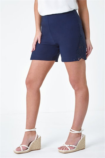 Lace Trim Stretch Elastic Waist  Shorts 18054060