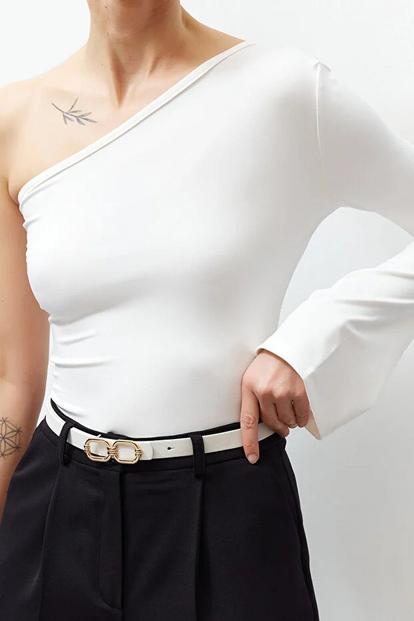 Black Slim Faux Leather Belt With Metal Buckle