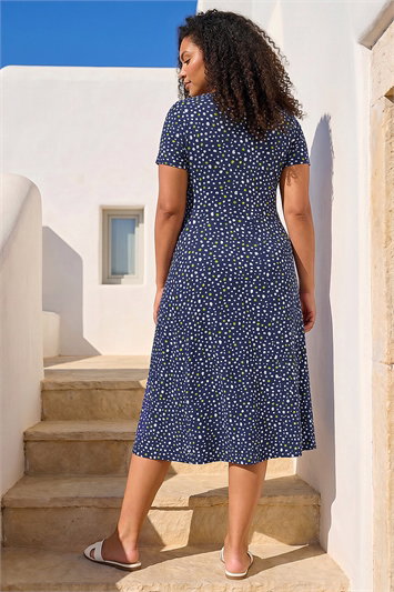 Curve Abstract Twist Front Stretch Midi Dress 14718460