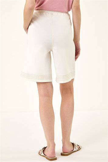 Drawcord Detail Pocket Shorts 18120238