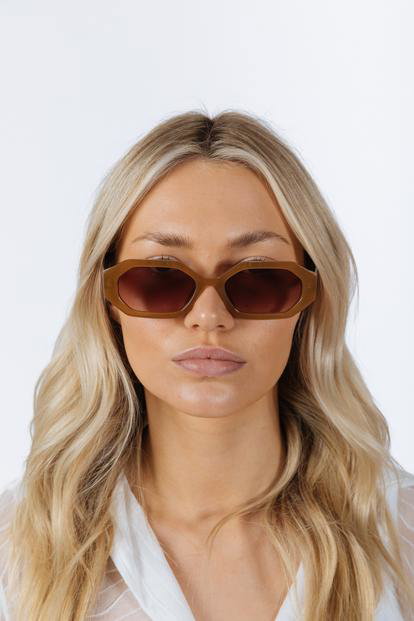 Brown Oval Geomentric Sunglasses In Tortoise Brown