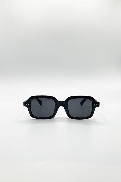 Black Bold Square Sunglasses In Black