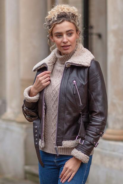 '2420' Ladies Leather Aviator Jacket With Oversized Fur Collar M000058251