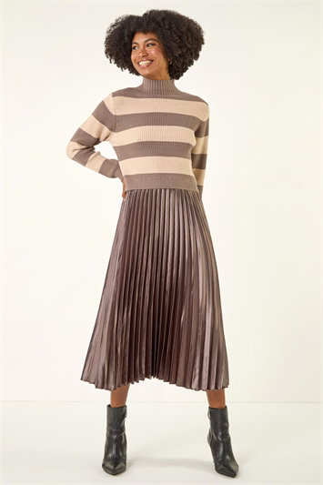 Brown Stripe Knit Pleated Dress