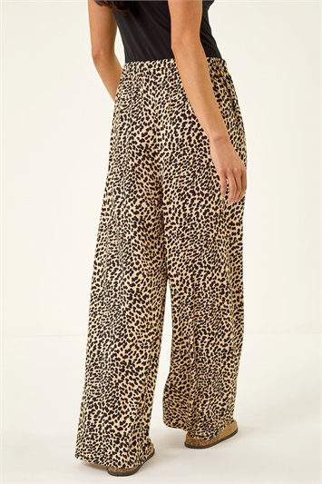 Petite Animal Print Wide Leg Trouser 18105688