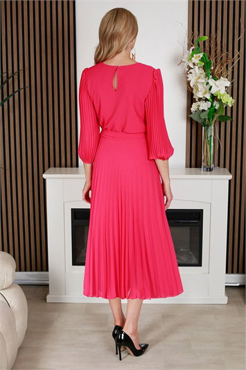 Julianna Pleated Chiffon Dress g9281cer