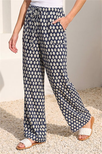 Petite Geo Print Wide Leg Stretch Trouser 18075360