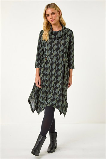 Petite Abstract Print Hanky Hem Stretch Dress 14610540