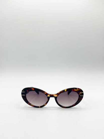Brown Oval Cat-Eye Sunglasses In Tortoise