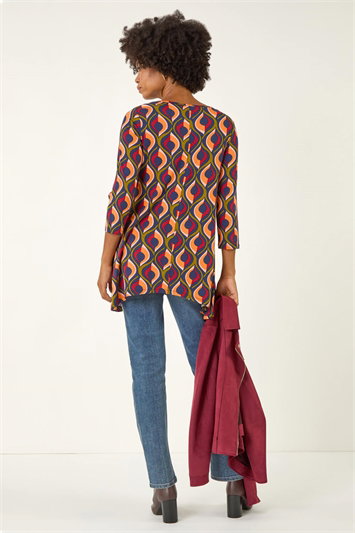 Geo Print Hanky Hem Stretch Top 19456864