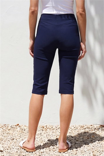 Knee Length Stretch Shorts 18019860