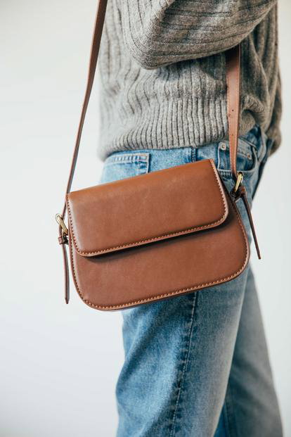 Black Rounded Bag In Brown -2 Straps