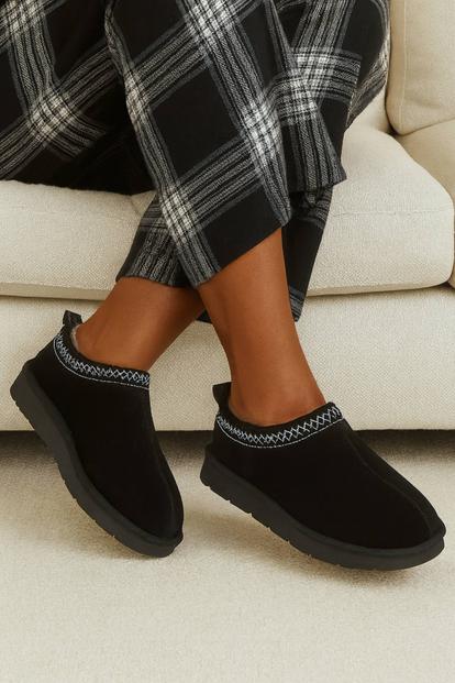 Pink Faux Fur Lined Comfy Aztec Embroidered Ultra Mini Booties Slippers