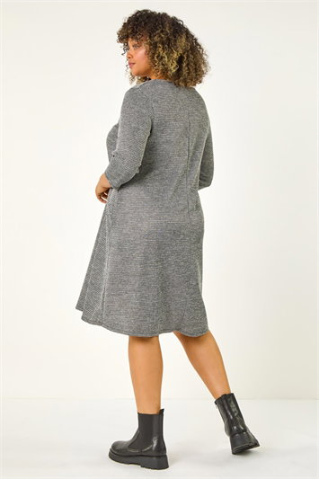 Curve Check Print Swing Pocket Dress 14634808