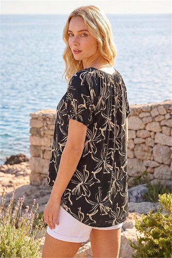 Leaf Print Asymmetric Stretch Tunic Top 19417508