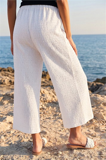 Petite Textured Cropped Stretch Trouser 18107794