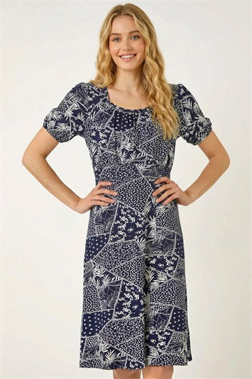 Patch Print Gathered Stretch Dress 14714260