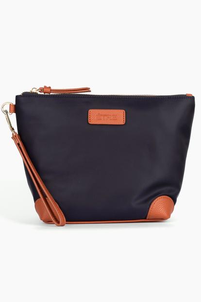 Plain Medium Wash Bag M000027818