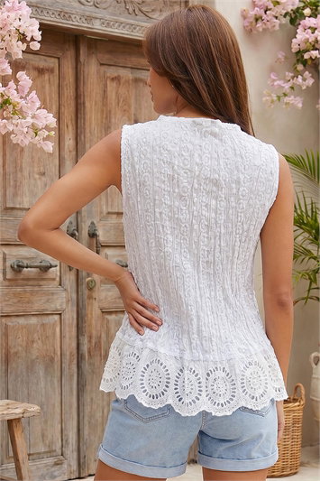 Eyelet Detail Embroidered Crinkle Blouse 10007894