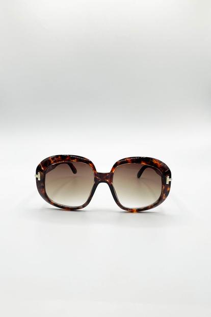 Black Bold Round Oversized Sunglasses In Tortoiseshell