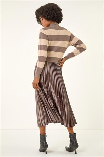 Stripe Knit Pleated Dress 14810989