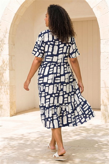 Curve Print Tiered V-Neck Dress 14678360