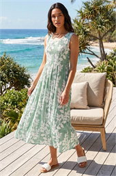 Leaf Print Crinkle Midi Dress