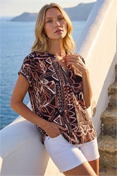 Textured Ikat Print Stretch Top