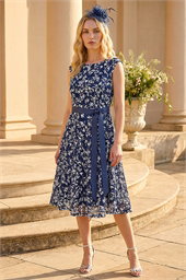 Heart Print Lace Stretch Dress