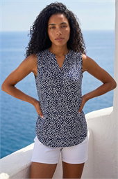 Textured Floral Print V-Neck Stretch Top