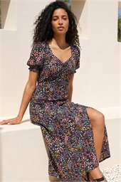 Ditsy Floral Sweetheart Neck Midi Dress