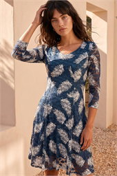 Leaf Print Lace Stretch Dress