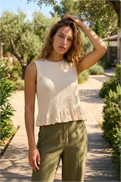 Textured Frill Hem Knit Vest