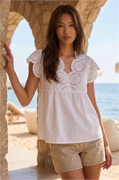 Broderie Buttoned Top