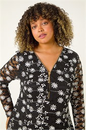 Curve Floral Print V-Neck Zip Front Top