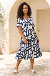 Curve Print Tiered V-Neck Dress