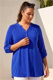 Curve Buttoned Stretch Top