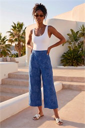 Textured Floral Cropped Wide Leg Trouser