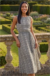 Polka Dot Pleated Midi Dress